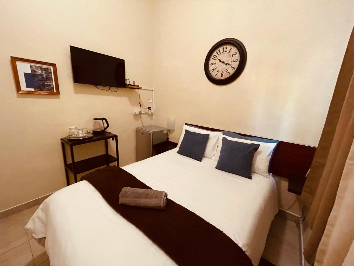 Abrama Bed And Breakfast Francistown Exterior foto