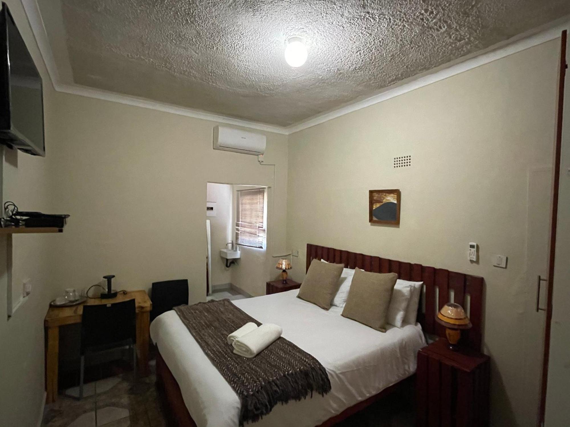 Abrama Bed And Breakfast Francistown Exterior foto